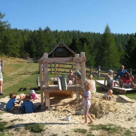 Hiasl Zirbenhuette Мини-отель