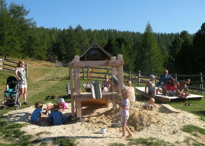 Hiasl Zirbenhuette Gasthof